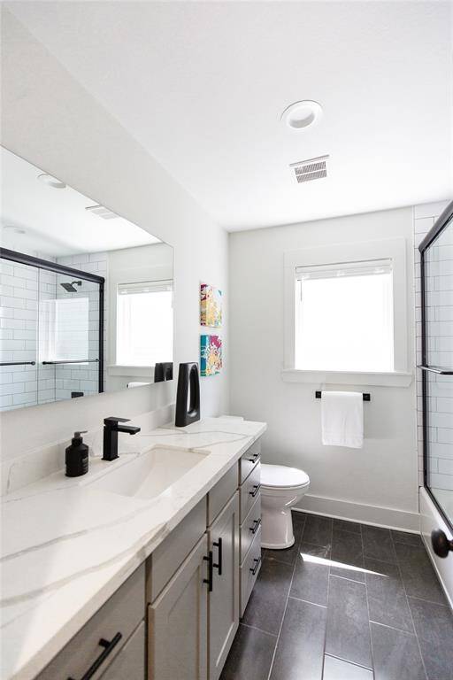 West side bathroom