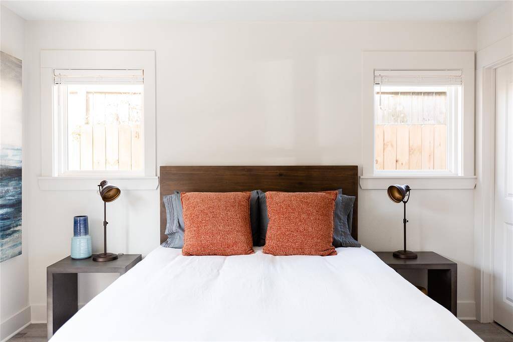 East side bedroom.