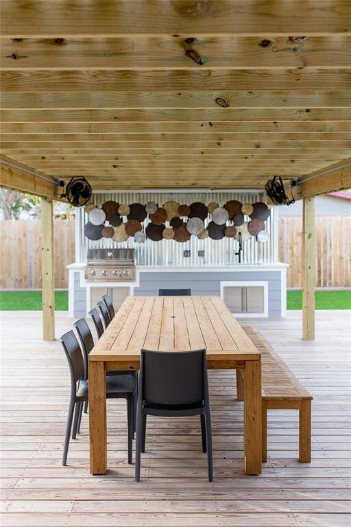 Great outdoor kitchen space.