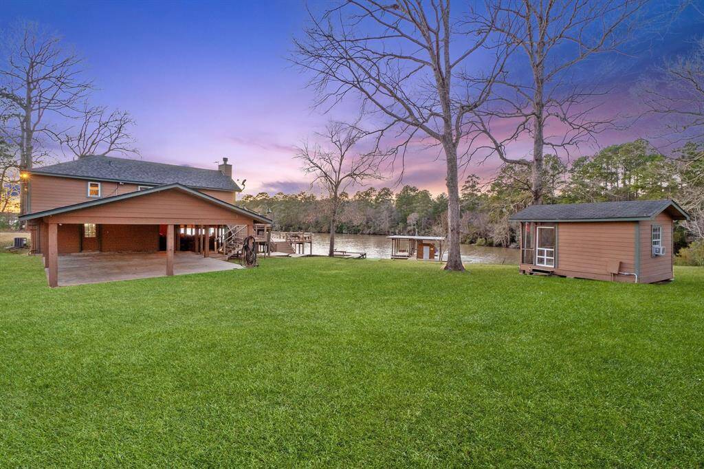 Main house and little guest cottage