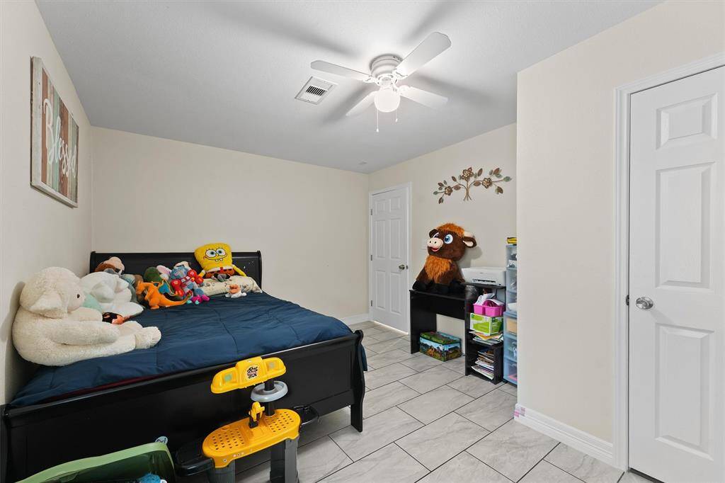 second bedroom