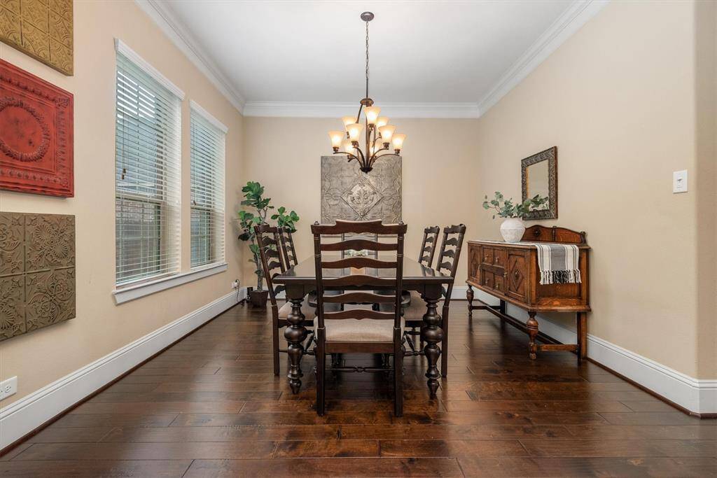 Host unforgettable gatherings here.