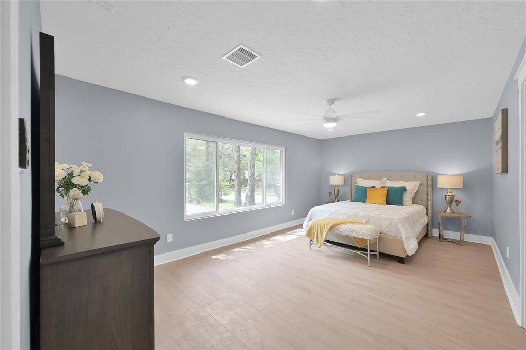 Large Master Bedroom