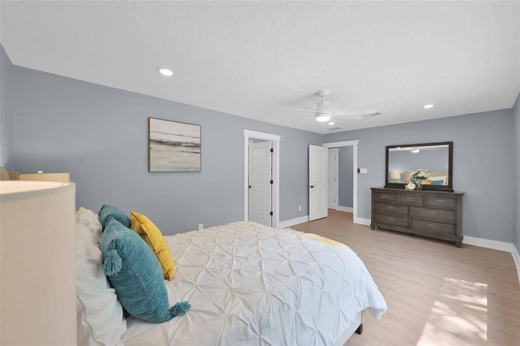 Large Master Bedroom