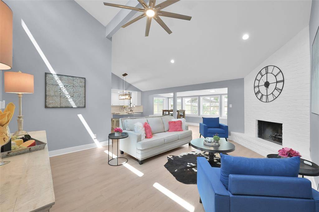 Vaulted Ceilings and a big ceiling fan
