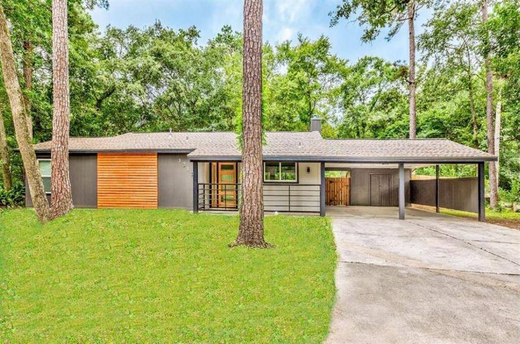 Welcome home to 1310 E. Red Cedar Circle!
