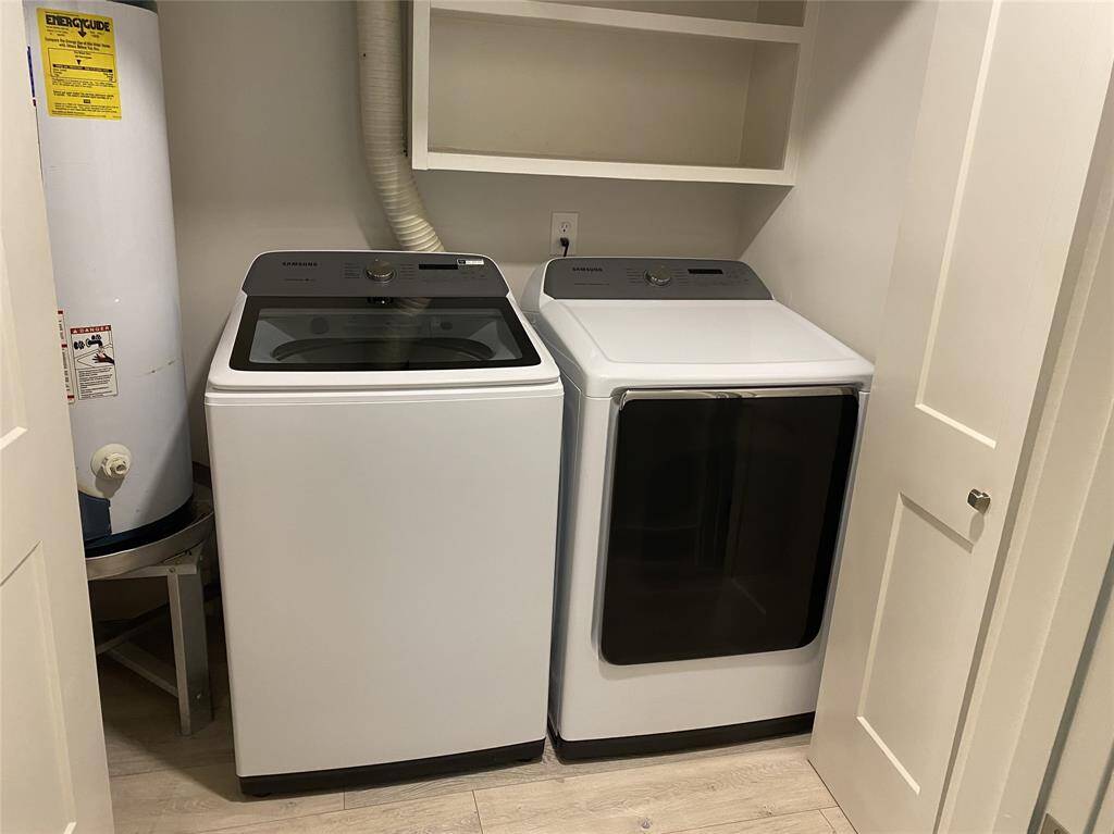 Washer & dryer included