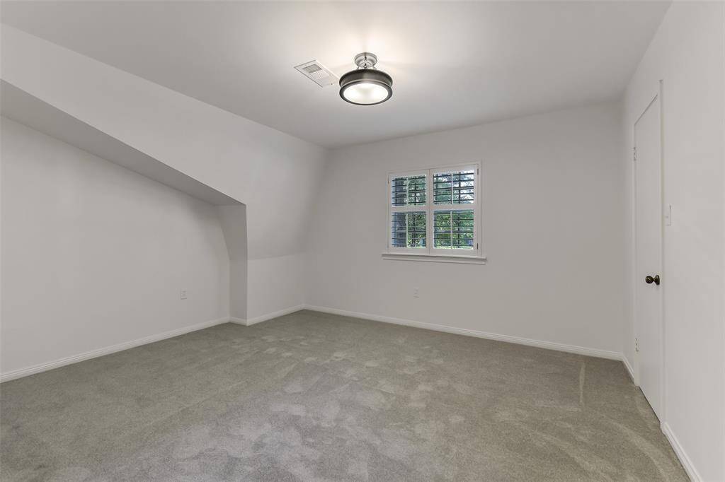 Bedroom (4)