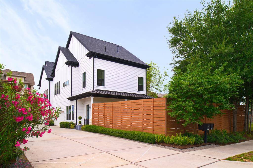 1319 Wyclffe Drive