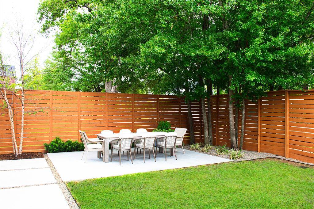 Gorgeous Yard