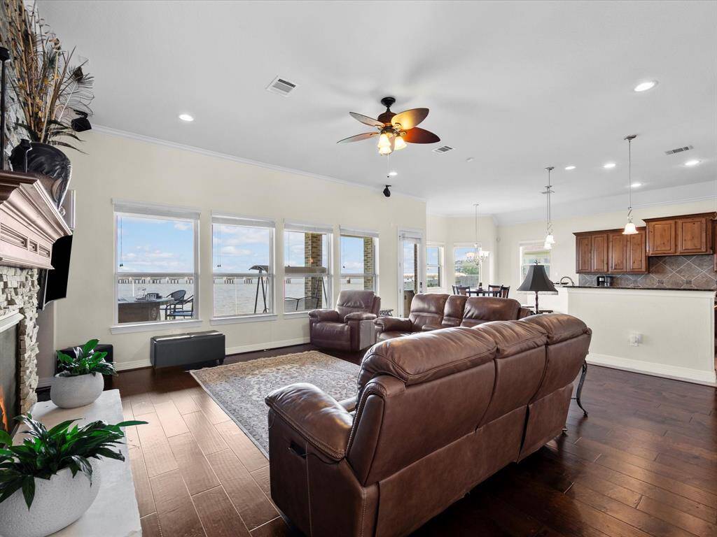 Views of the lake from the living