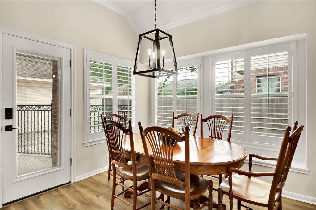 Breakfast area