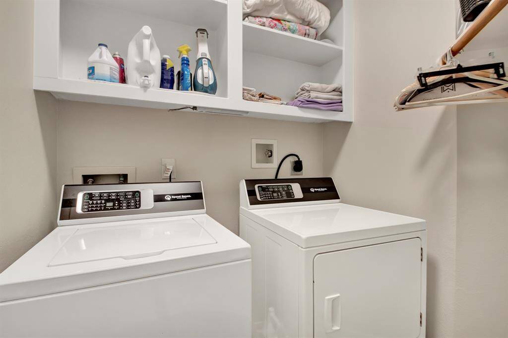 Spacious Utility Room