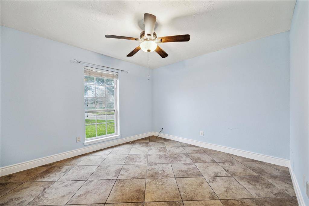 Guest bedroom #1 at the front of the house.