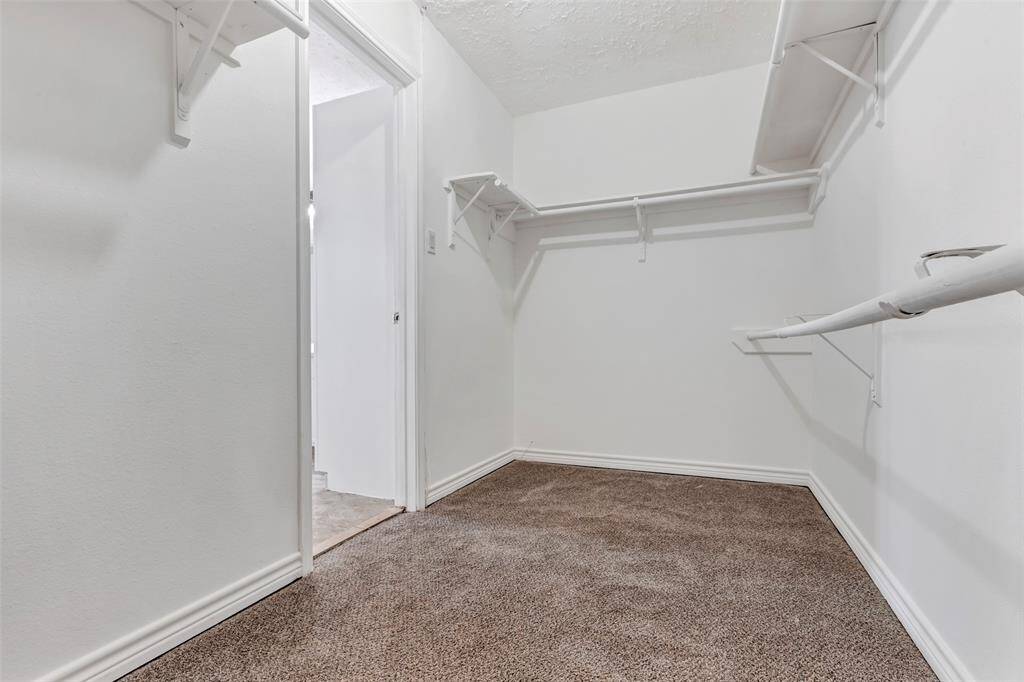 Walk-in closet