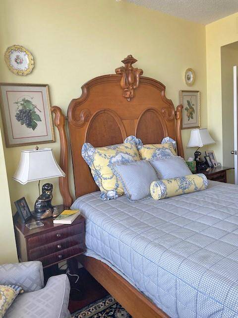 Bedroom 2 with exit to terrace
