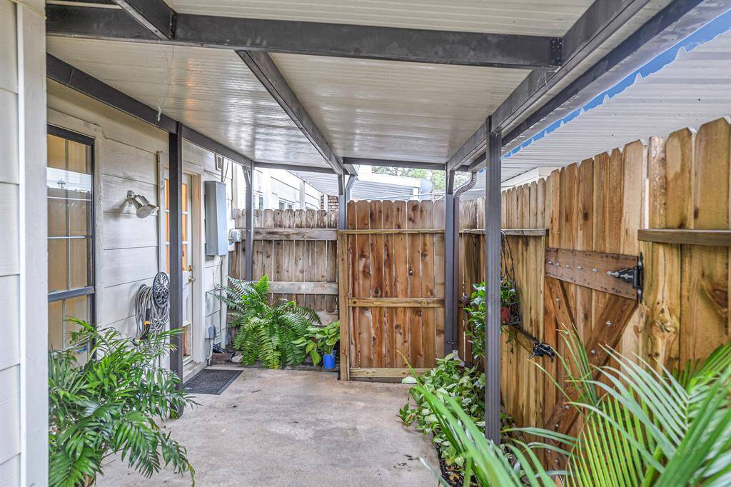 Pull up a chair and have your morning coffee on this quiet patio