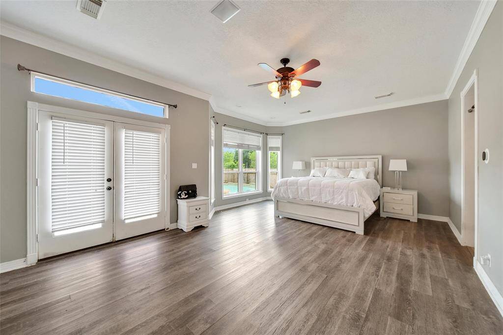 Primary bedroom