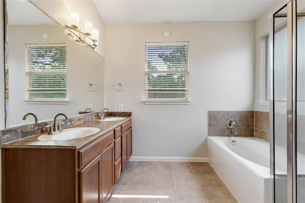 Primary bath