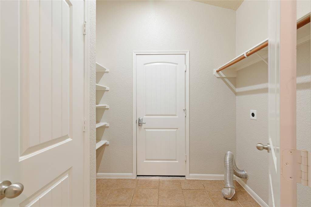 Pantry & Laundry