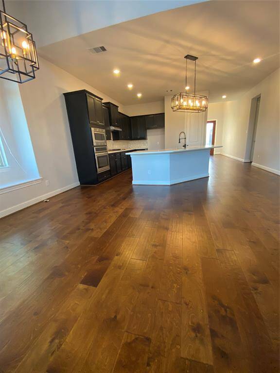 Kitchen island sink & faucet