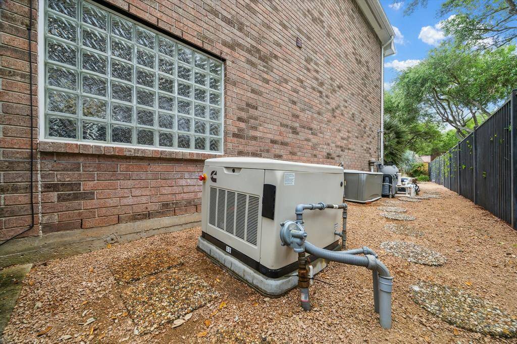 This Cummins 20KW full-home stand-by generator provides confidence and assurance during storms and power outages.