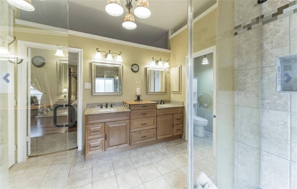 Primary bath