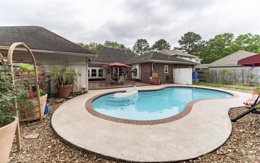 Pool maintenance included with rental