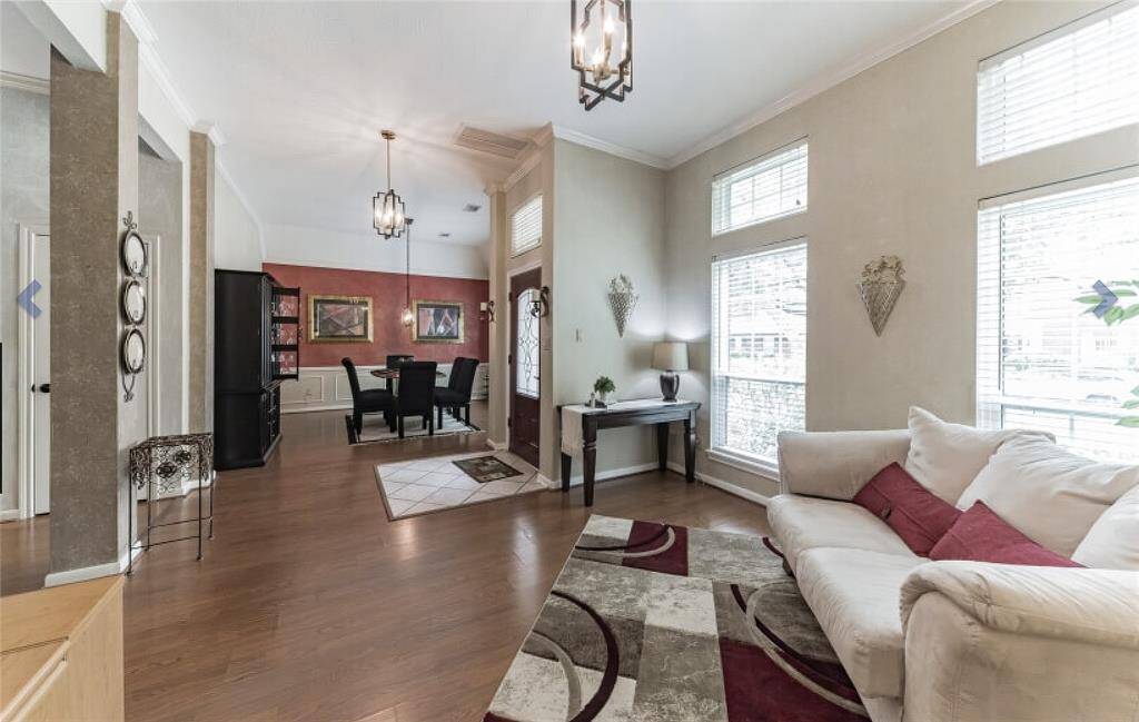 Formal living, entry and formal dining