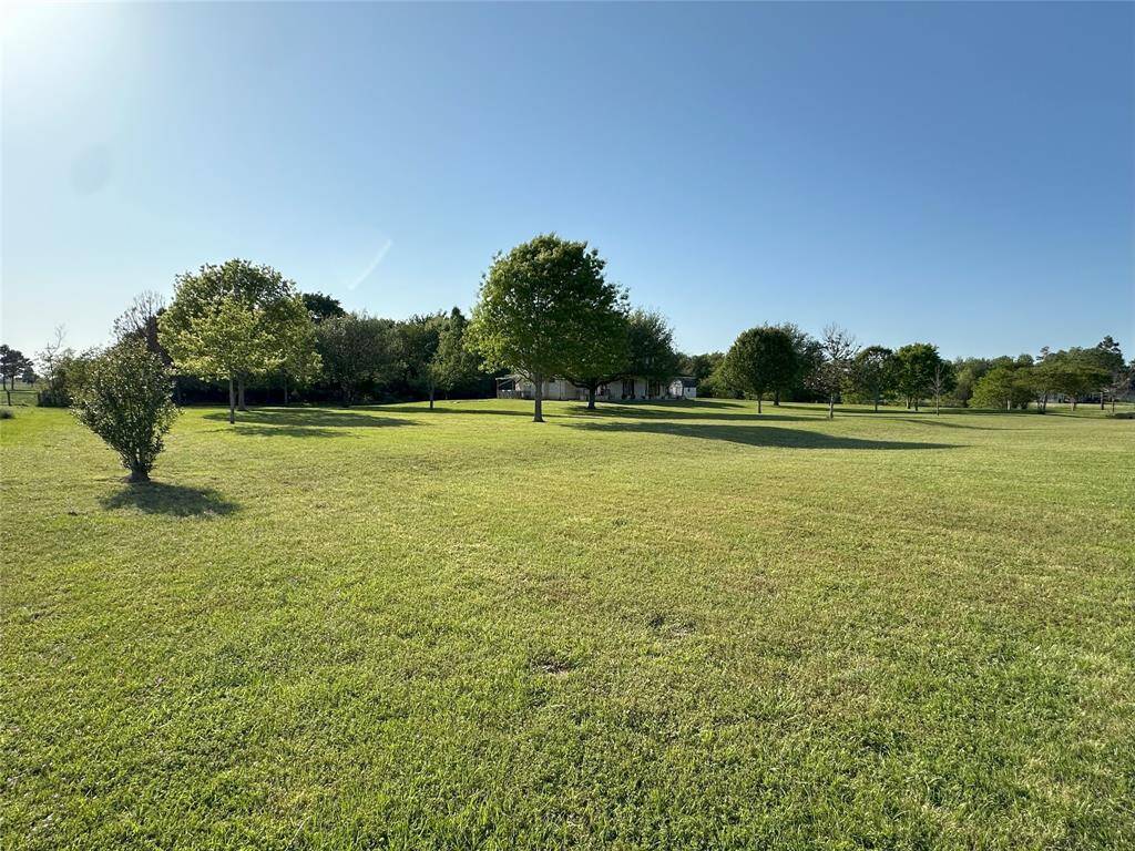 A view from the front left side of the property from the street. It doesn't get better than this!
