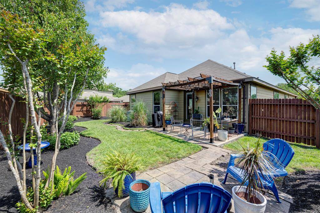 Mature landscaping