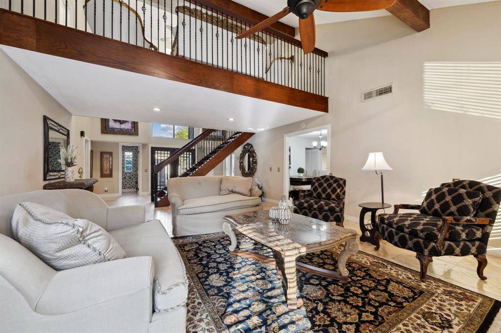 Refined Living Room Exuding Timeless Sophistication.