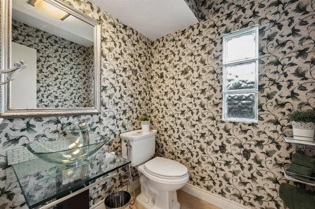 Beautifully Designed Half Bathroom