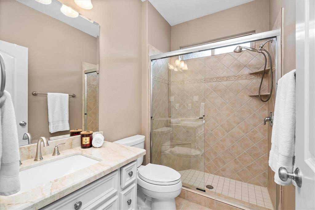3rd Bathroom up