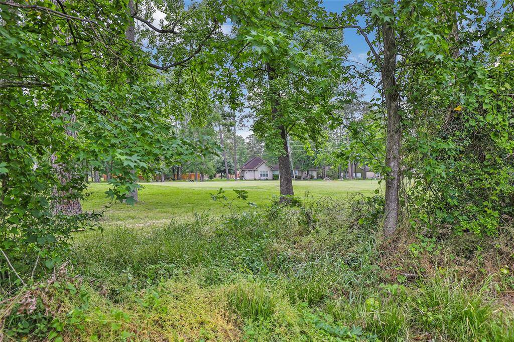 Located in a beautifully enclosed space, this serene retreat allows you to enjoy the pool and hot tub year-round, sheltered from the elements while maintaining an open, airy atmosphere.
