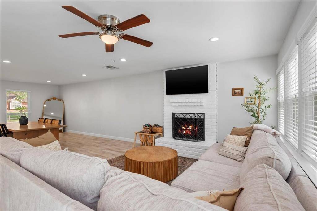 Alternate view of the living area. If entertaining is your jam, you'll love this home.