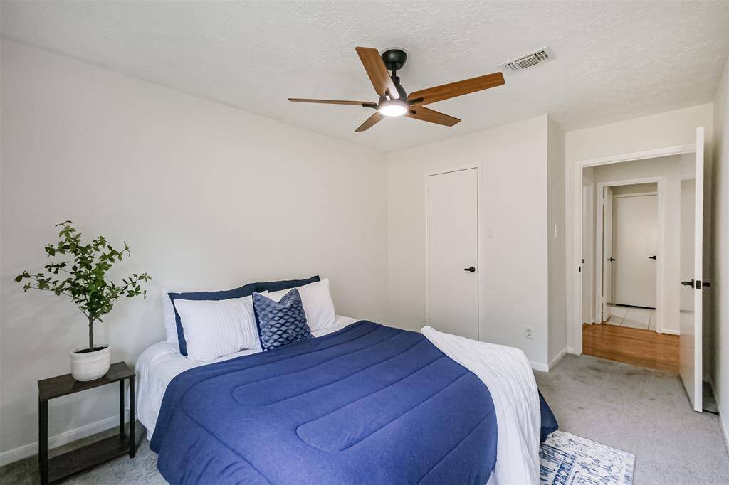 Plenty of room for guests or family members
