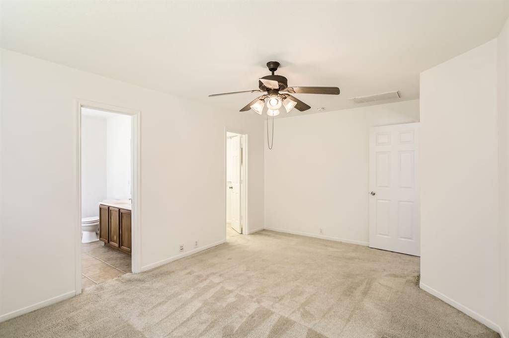 Your tranquil primary retreat awaits!