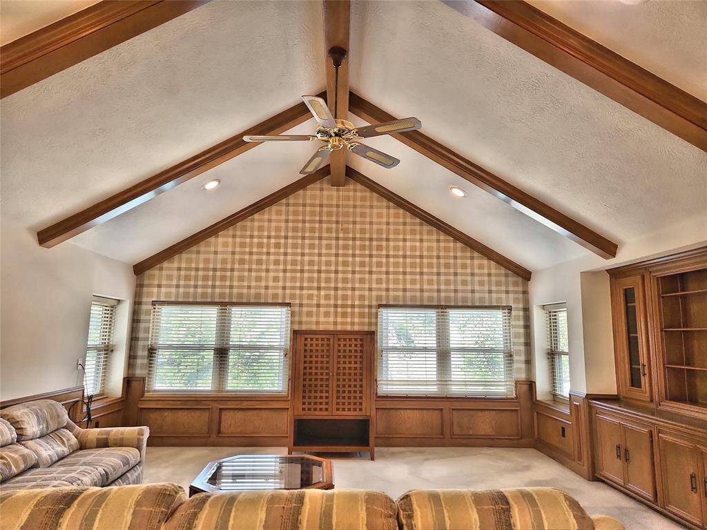 Plenty of Natural Light w/ Windows Overlooking Swimming Pool