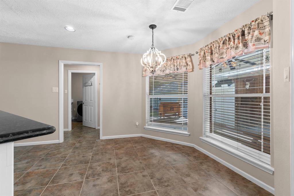 Breakfast room