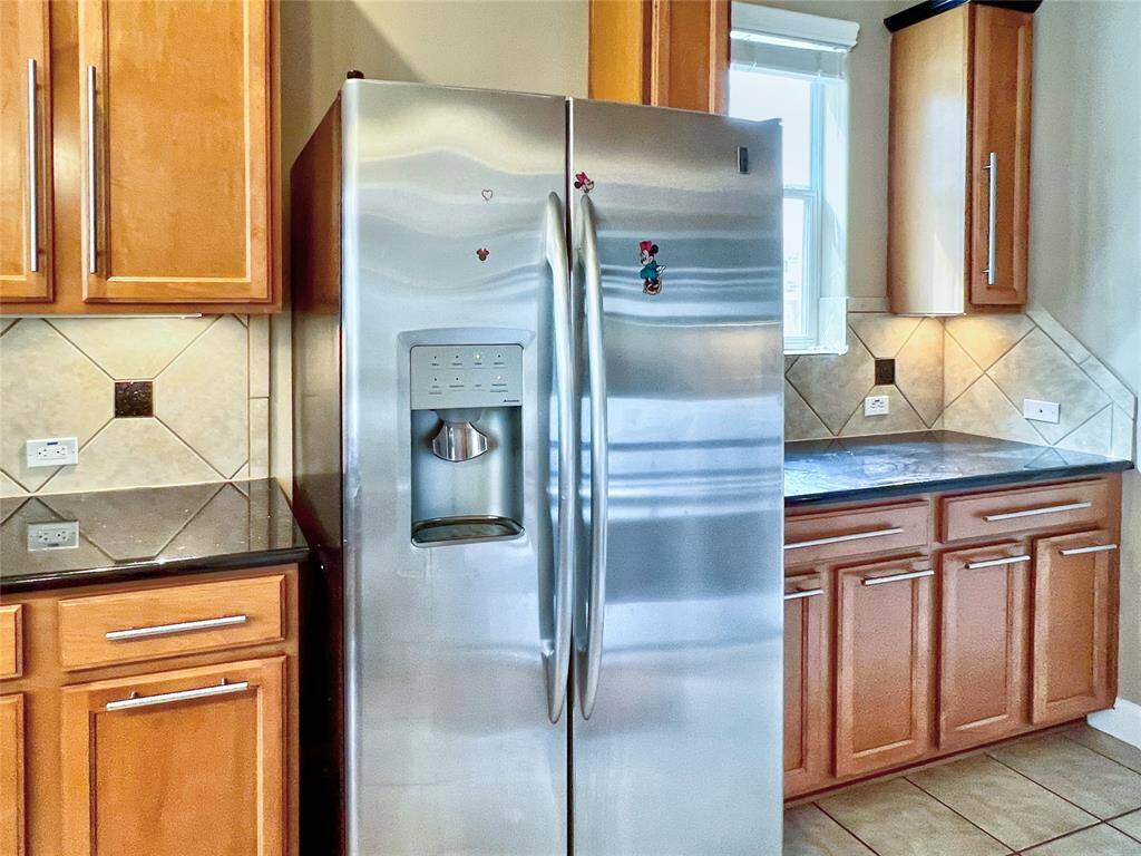 Fridge included !