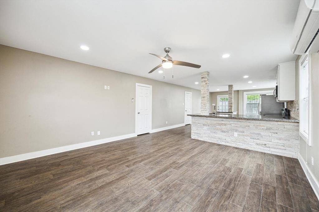 Wood floors and thick insulation keep the room temperatures cool in summer and warm in winter.