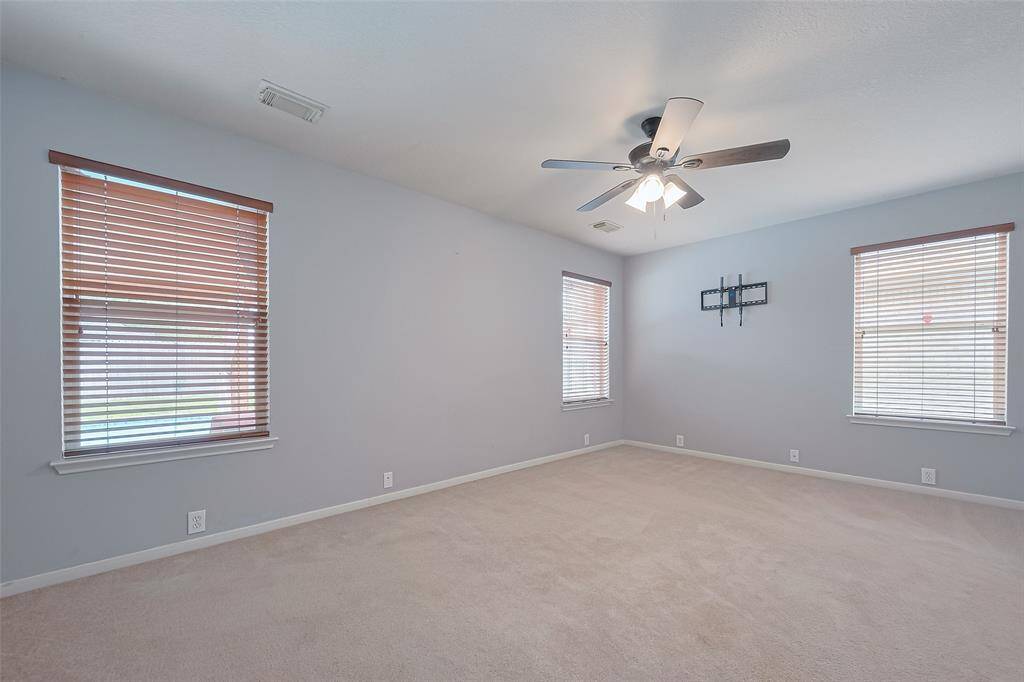 Huge primary suite