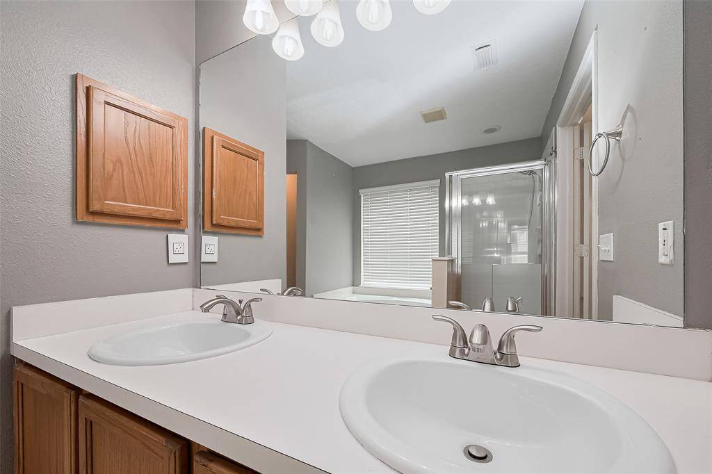 Double vanity