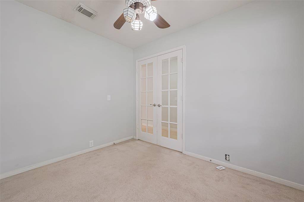 Note the glass french doors!