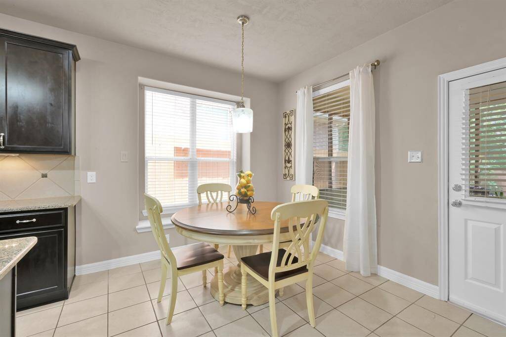 Breakfast area