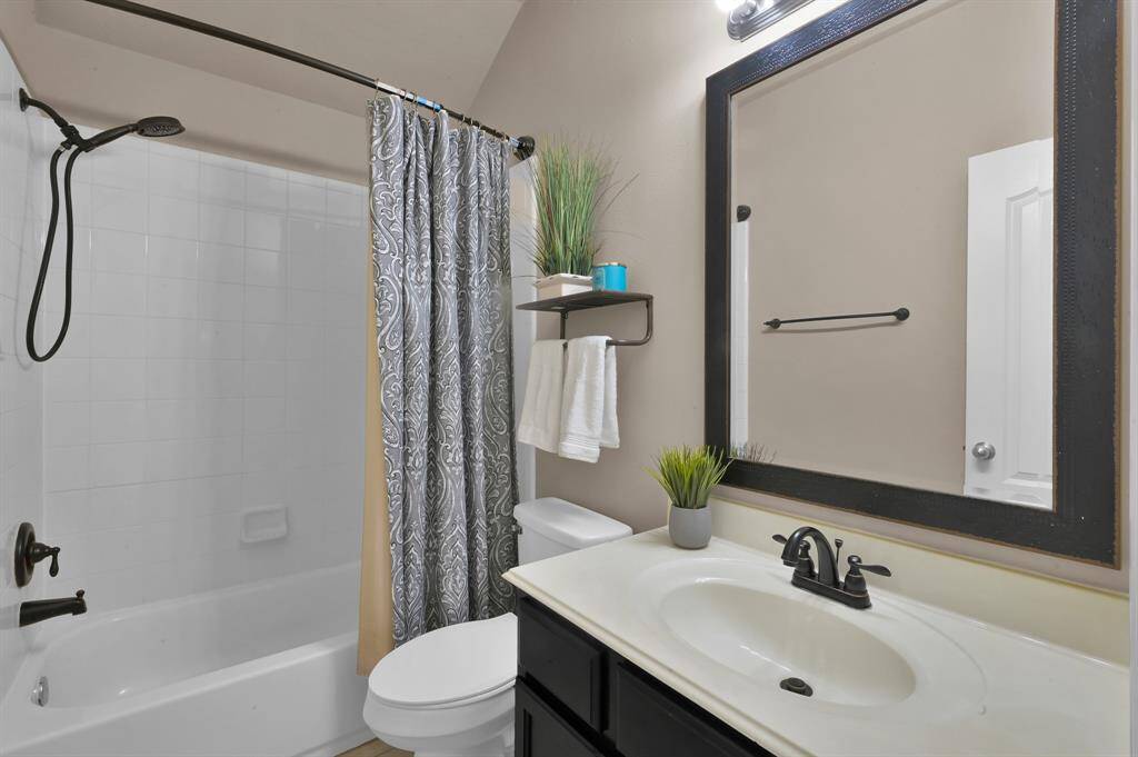Bathroom 3
