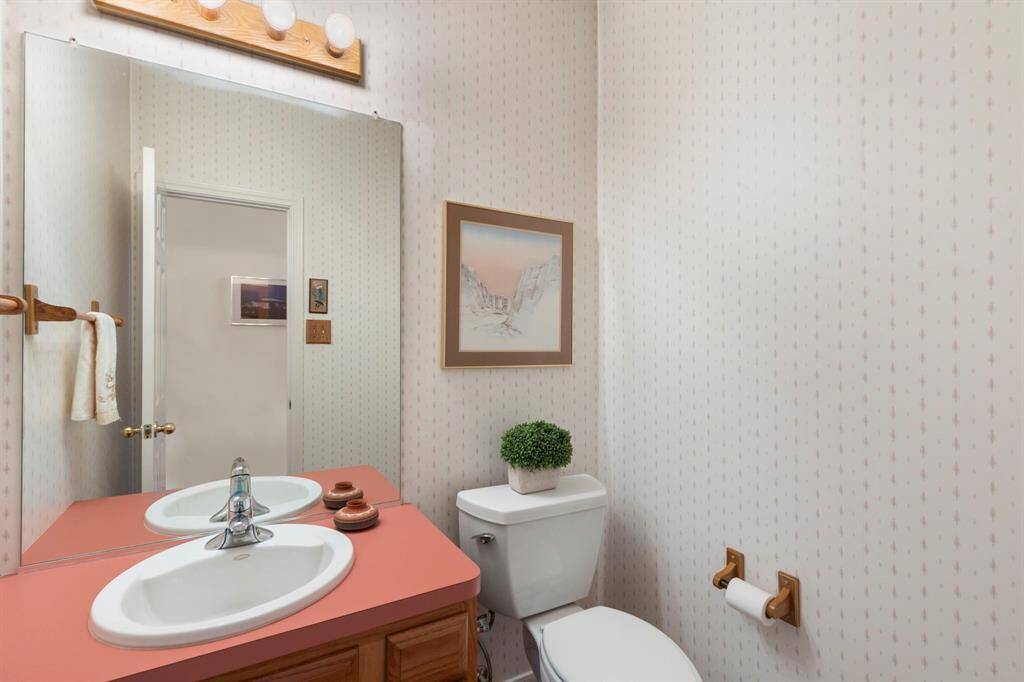The powder bath is conveniently located on the first floor.
