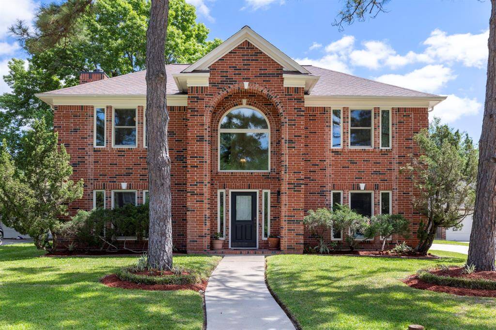 This home has been lovingly maintained by its original owner.