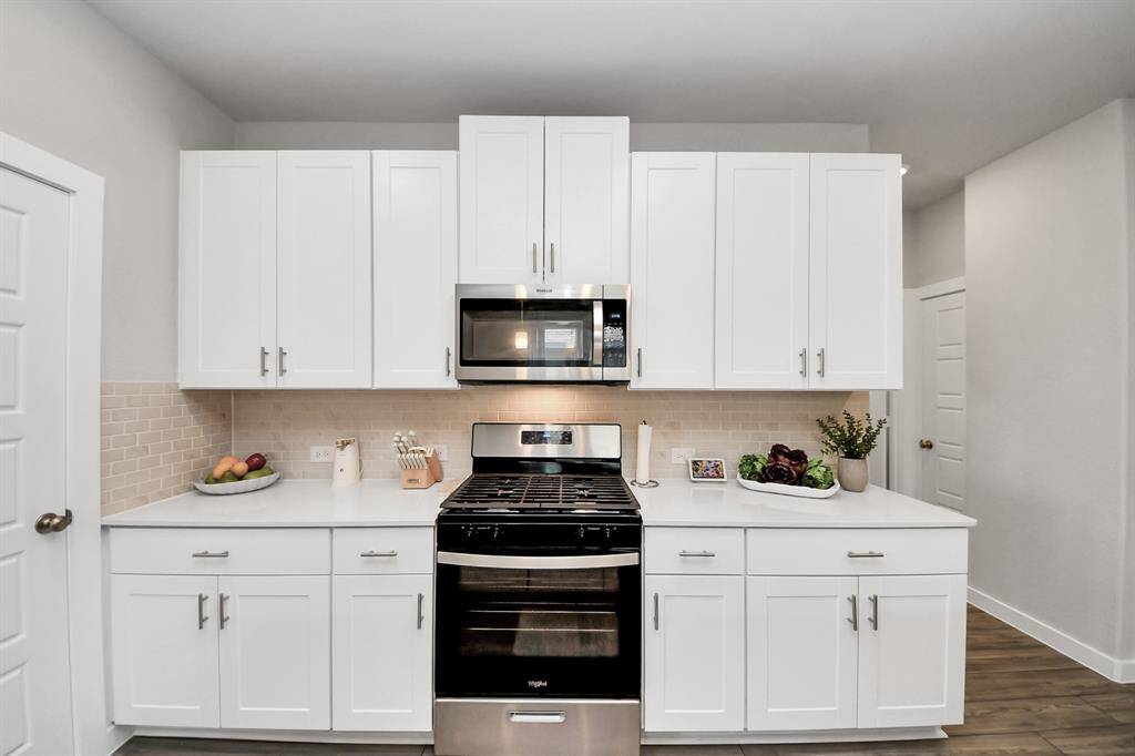 Gas stove